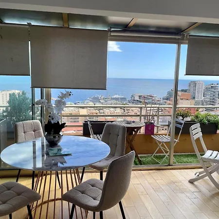 Panoramic Monaco View, Bnbrickeys Apartment *